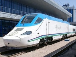 В Узбекистан доставлен четвертый поезд Talgo 250