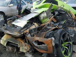На продажу выставлен полностью сгоревший Lamborghini Murcielago