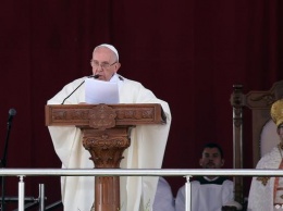 Папа римский отслужил мессу перед египетскими католиками