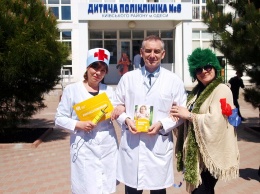 Всеукраинская неделя иммунизации в Одессе завершилась красочным флешмобом. Фото