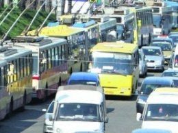 До конца года в Киеве станет больше общественного транспорта