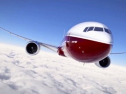 Boeing показал самолет с огромными складываемыми крыльями
