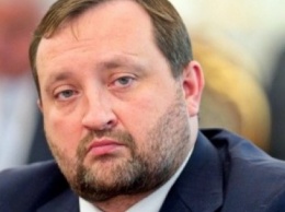 Генпрокуратура сообщила о подозрении Арбузову в незаконных растратах 220 млн грн
