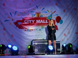 Певица Tayanna о музыке, шопинге и дне рождения ТРК City Mall