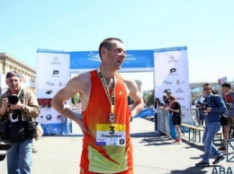 Артем Поддубный вновь стал победителем международного марафона