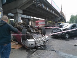 Пьяный водитель устроил ДТП под Пересыпским мостом: пострадали три человека