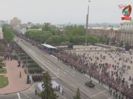 В оккупированном Донецке провели военный парад и "Бессмертный полк"