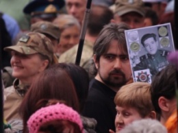 В Запорожье на акции 9 мая" "засветился" сепаратист, который числится в базе "Миротворца", - ФОТО