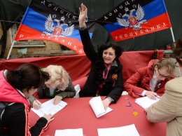 Донбасс отмечает третью годовщину исторического референдума: Верим, что станем Россией