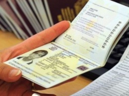 ИС: В ОРДЛО стало больше желающих получить биометрический паспорт