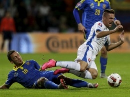 Сборная Украины сыграла вничью со Словакией в матче отбора Евро-2016
