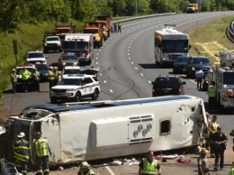 Автобус с детьми перевернулся в штате Мериленд: десятки раненых