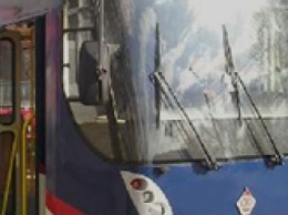 На Котовского в Одессе трамвай боднул легковушку (ФОТО)