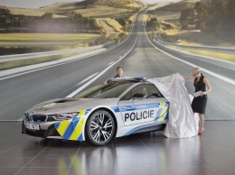 Полиция Чехии получила гибридный спорткар