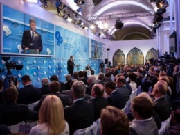 Порошенко призвал НАТО на Донбасс