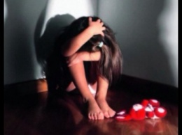 В Тольятти педофил-пенсионер семь лет насиловал внучку жены