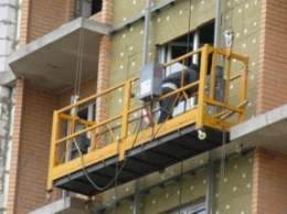 В Москве с высоты 8 этажа сорвалась люлька с рабочими