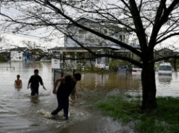 СМИ: Контейнеры с зараженной почвой из Фукусимы смыло в реку