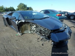 В США замечен разбитый Lamborghini Aventador