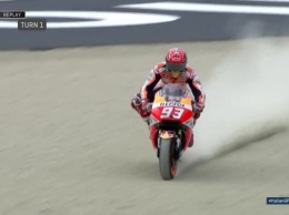 MotoGP: Чудесное спасение Маркеса на warm-up Гран-При Италии - видео