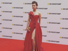 Екатерина Шпица показала, что не носит нижнее белье