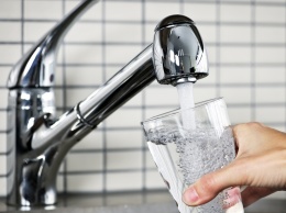 Почти 400 тыс. жителей Донетчины получают воду по часам из-за обесточивания Южнодонбасского водопровода