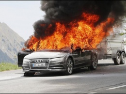 2019 Audi A7 загорелся во время тестов