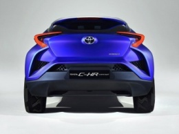 Toyota представила предсерийную версию кроссовера С-HR