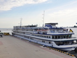 В Одесском порту пришвартовался круизный лайнер «Принцесса Днепра» (фото)