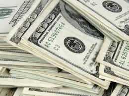 Курс доллара: эксперт назвал дату следующего "скачка" валюты
