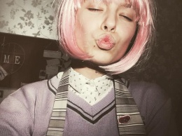 В стиле fashion: старшая дочь Елены Кравец перекрасила волосы в розовый цвет