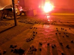Ночные беспорядки в Берлине: радикалы жгли автомобили и атаковали полицейских