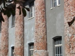 Прокурорский скандал: у Днепропетровска украли очередной памятник архитектуры