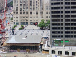 Крыша нового магазина Apple в Чикаго напоминает гигантский MacBook Air
