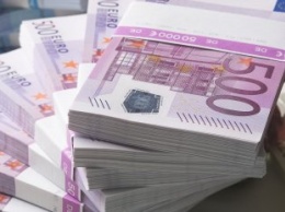 ЕЦБ хочет регулировать клиринг операций в евро