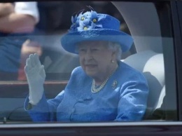 В Великобритании на королеву заявили в полицию