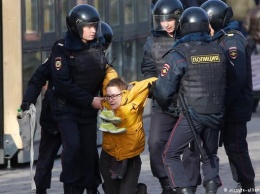 HRW осудила преследования после протестов в России