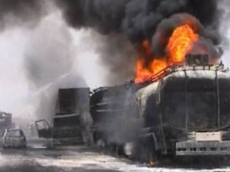 Не менее 100 человек погибли в Пакистане из-за возгорания цистерны с нефтью