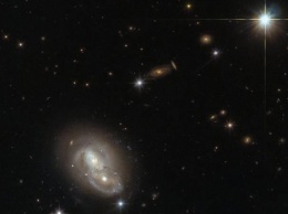 Астрономы открыли в созвездии Печи «хищную» галактику