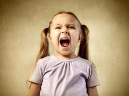 Ученые объяснили, какой фразой можно моментально остановить истерику у детей