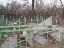 В «ЛНР» охотники за наживой облюбовали кладбище