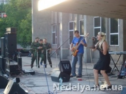 Алчевские рокеры провели фестиваль под открытым небом