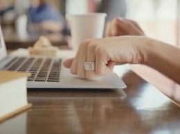 «Умное» кольцо со сканером отпечатков Token заменит пароли, ключи и кредитку