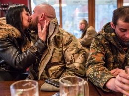 Украинский солдат пояснил дезертирство расстройством от переезда матери в Россию