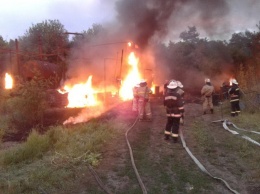 Крупный пожар под Харьковом: горела нефтебаза
