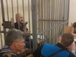 В Кривом Роге активист забаррикадировался в здании суда