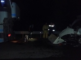 Крымские огнеборцы оперативно ликвидировали загорание пассажирского автобуса «Mercedes»