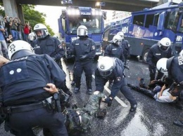 Саммит G20: в результате беспорядков пострадали 213 полицейских