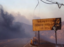 В Калифорнии разгорелись масштабные лесные пожары, есть пострадавшие