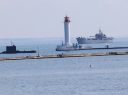 В Одессу зашли корабли ВМС Турции: среди них есть подлодка